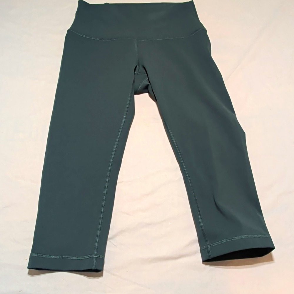 Lululemon High Rise Cropped Capri Leggings Womens Size 2 Gray Teal 16 Inseam